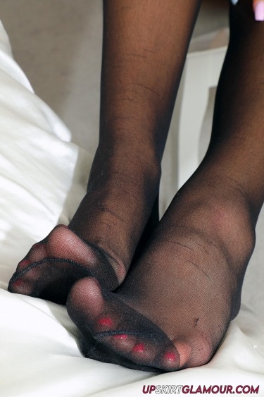 Lauren Louise In Leather Miniskirt And Stockings 12