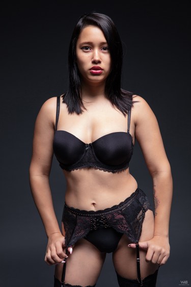 Lia Ponce In Black Lingerie 1