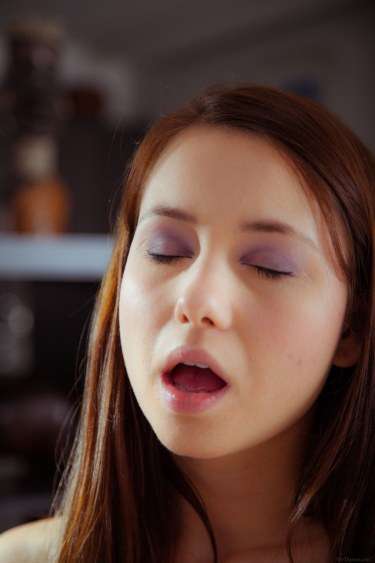 Lola A And Taylor Sands In The Bedroom 18