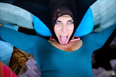 Lola Goes Girly In Pantyhose 11