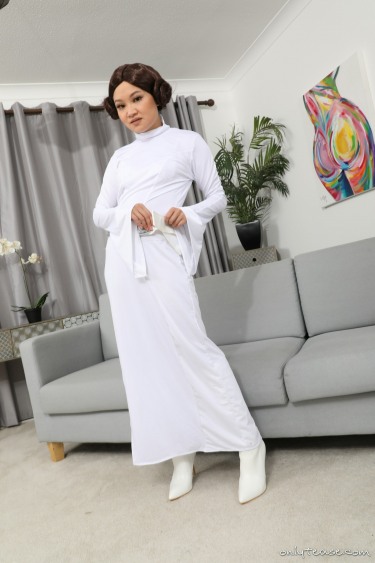 Louisa Lu In Nylons And Boots 5