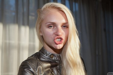 Lovely Blonde Amateur Girl Dasha Krasova 8