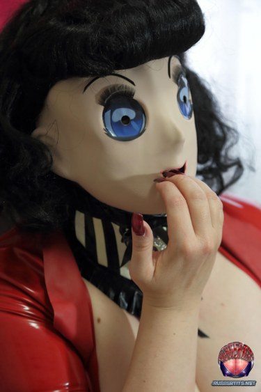 Manga Rubber Maid 16