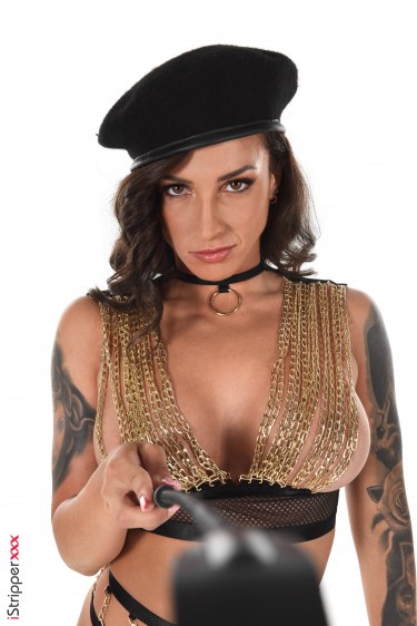 Medusa In Resistance Is Useless 4