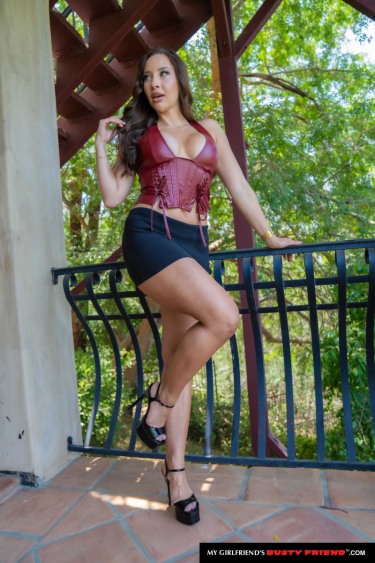 Melissa Stratton In Red Leather 3