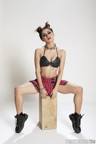 Mia Valentine In Leather 4