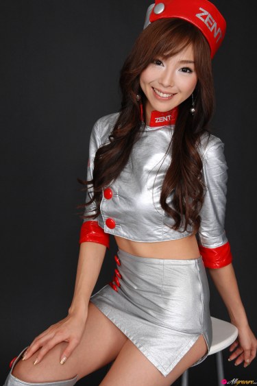 Midori Yamasaki In Zent Uniform 12