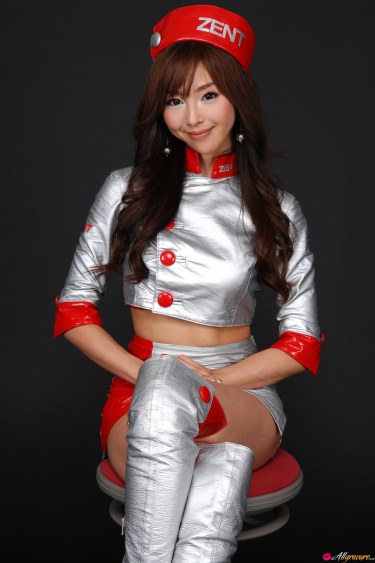 Midori Yamasaki In Zent Uniform 16