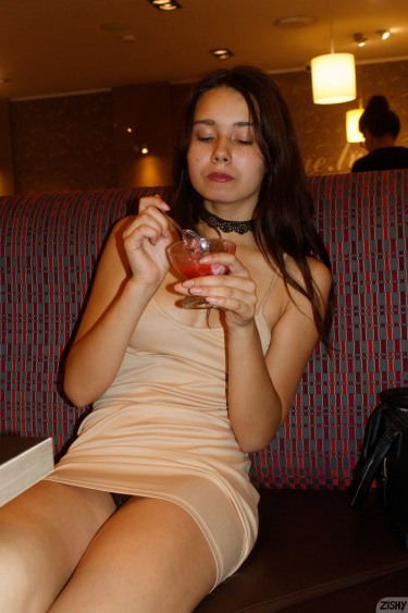 Miki Pedangen In Cafe Naturale 6