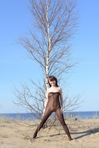 Musia Teases Outdoors 3