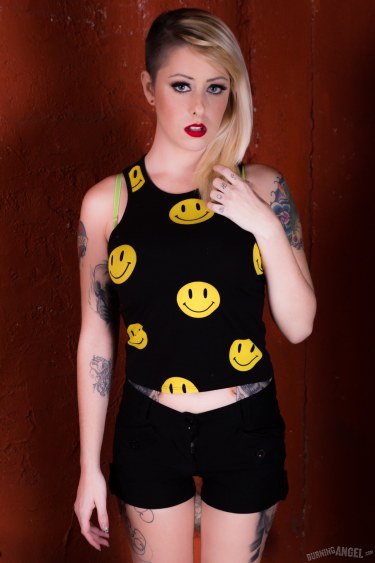 Nicole Malice In Boots Strips Naked 1