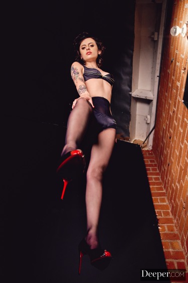 Nine With Angel Windell And Chris Diamond 1