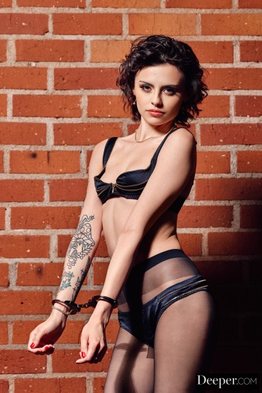 Nine With Angel Windell And Chris Diamond 6