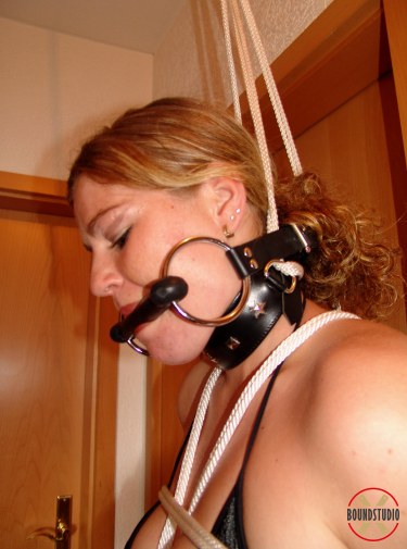 Pony Girl Justine 12