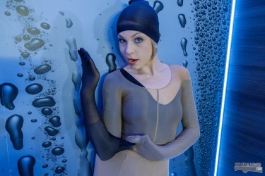 Rebekka Black Loves Wet Nylon All Over 12