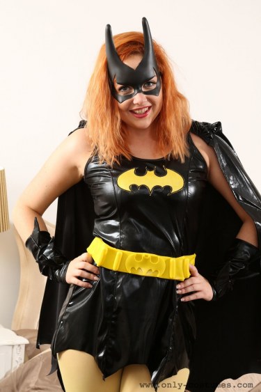 Redhead Cosplay Girl Kara Carter 1