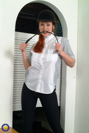 Redhead Milf Katarina In Riding Uniform 1