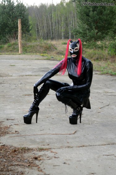 Rubberdoll With Ponytails Loves Latex And High Heels 13
