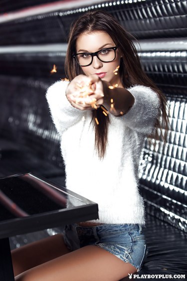 Sabrisse With Glasses 1