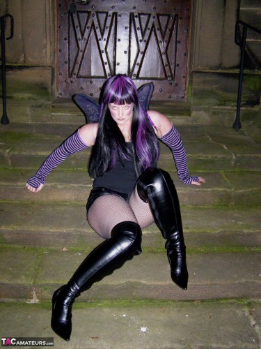 Samantha In Halloween Harlott 2