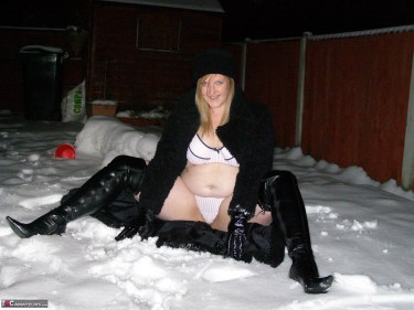 Samantha On A Snow Day 4