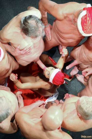 Santa Girl Julie Skyhigh Gangbanged 18