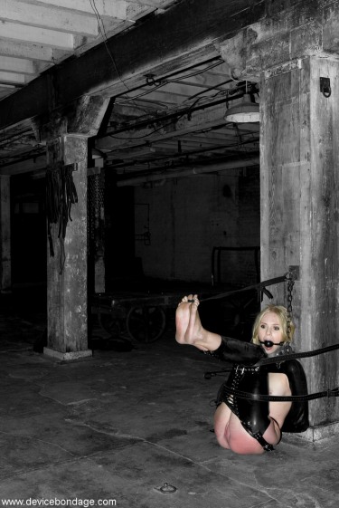 Sarah Jane Ceylon Bound In Latex 11