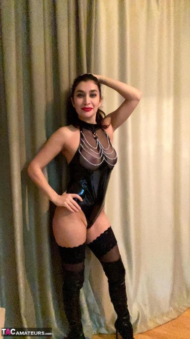 Sexy Alina In Stockings And Boots 1