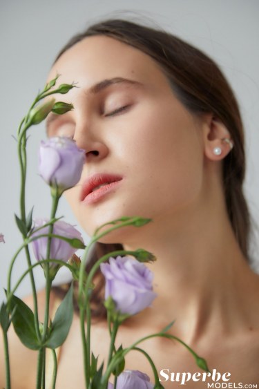 Sexy Lingerie Model Brianna Wolf 3