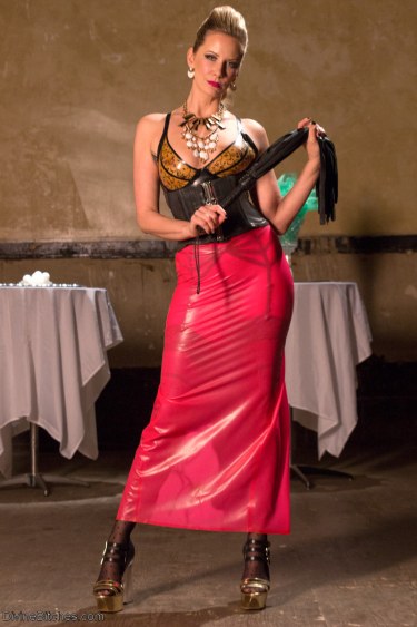 Sexy Rubber Dominatrix Maitresse Madeline Marlowe 1