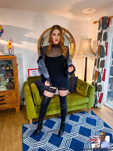 Summer In Fur And Boots 9