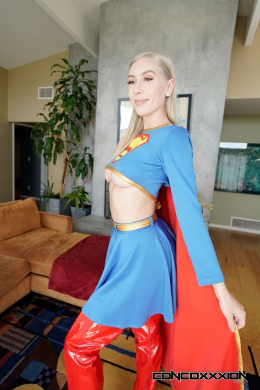 Supergirl Kay Lovely 4