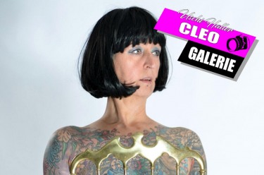 Tattoo Girl Cleo In Red Boots 1