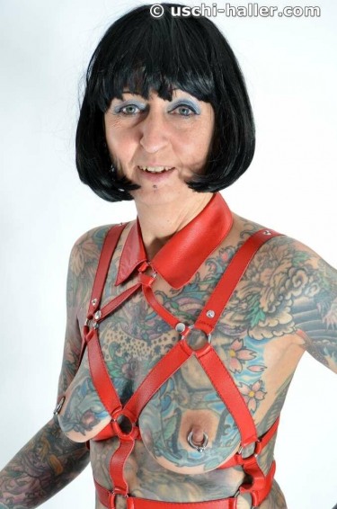 Tattoogirl Cleo In Studio 4