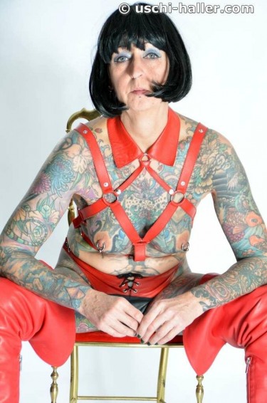 Tattoogirl Cleo In Studio 8