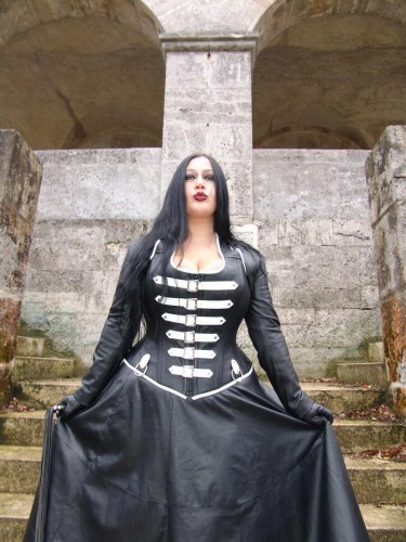 The Fetish Dominatrix 2