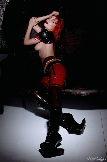 Ulorin Vex In Lotsa Latex 6