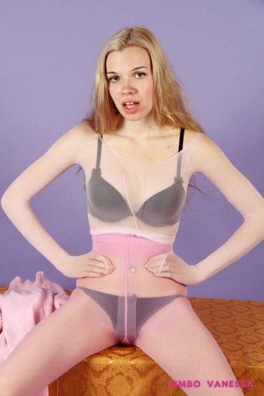 Vanessa In Pink Tights 8