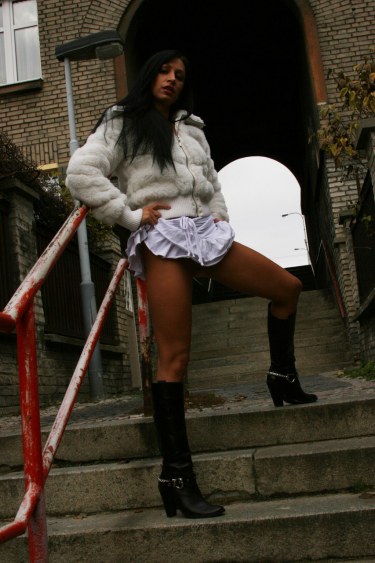 Vivian Nude In Public 13