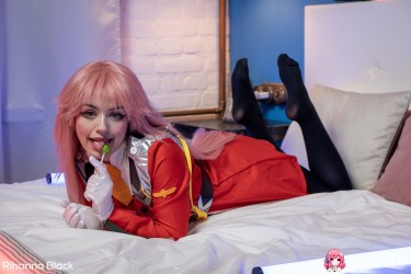 Welcome Back To Our New Model Rihanna Black 3