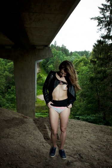 Wild Hike With Alice Smith 2