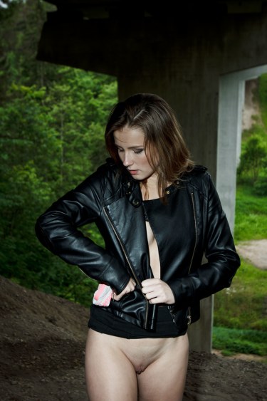 Wild Hike With Alice Smith 7